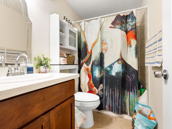 portland-oregon-53822623 picture