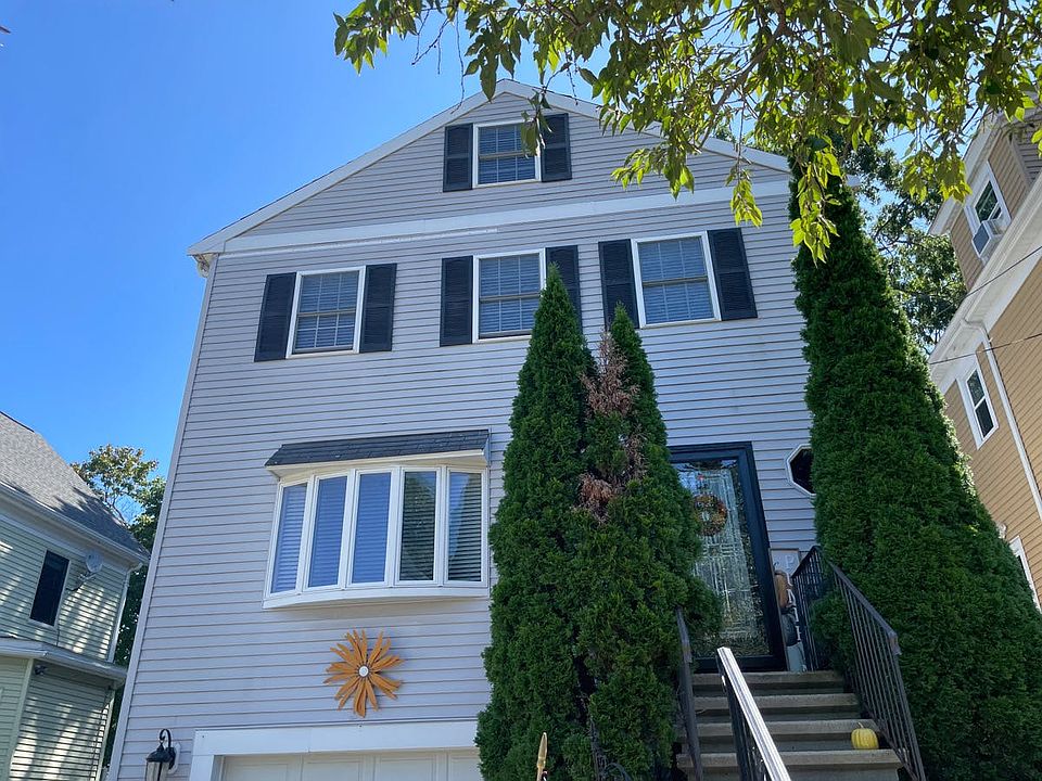 1st image of 84 Rosewood St