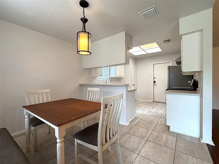 22319 Merrymount Dr — Photo 12