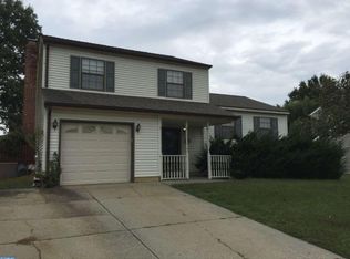 48 Flinthill Dr, Newark, DE 19702