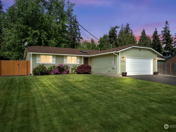23402 29th Avenue W, Brier, WA 98036