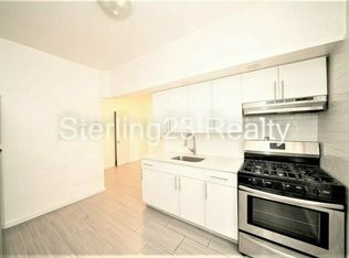 18-47 Ditmars Blvd #2, Astoria, NY 11105