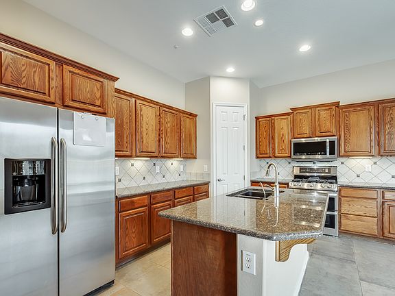 4th image of 30647 N 125th Dr