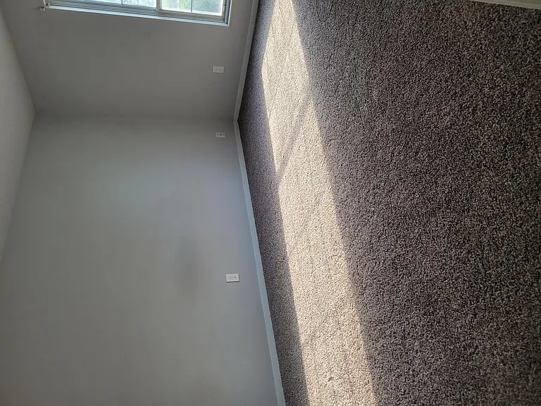 High Park Apartments — Photo 18