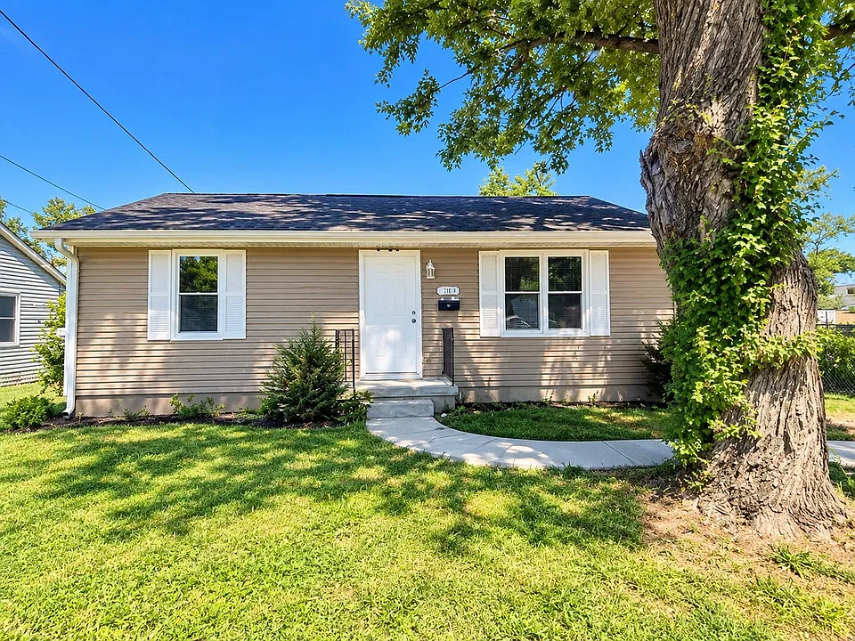 1807 McHenry Dr
