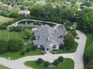 8525 Kearney Rd, Downers Grove, IL 60516