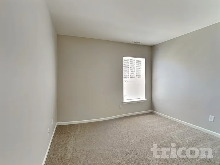 5317 Stowe Derby Dr — Photo 12