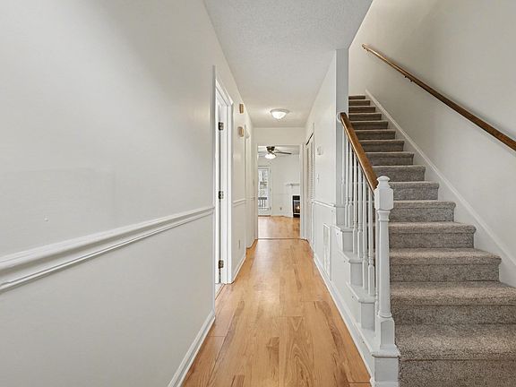 3rd image of 5608 Kimsey Ct