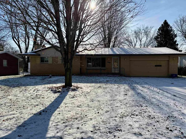 2121 Westminster Dr, Flint, MI 48507