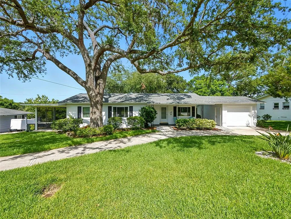 2 bed, 1.5 bath, 1314 sqft, $2,300 — Photo 1
