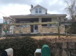 309 E Pennsylvania St, Covington, VA 24426