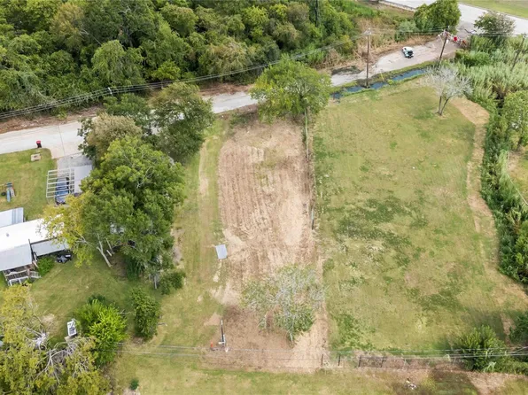 0 Durrain Ferry Rd, Baytown, TX 77520