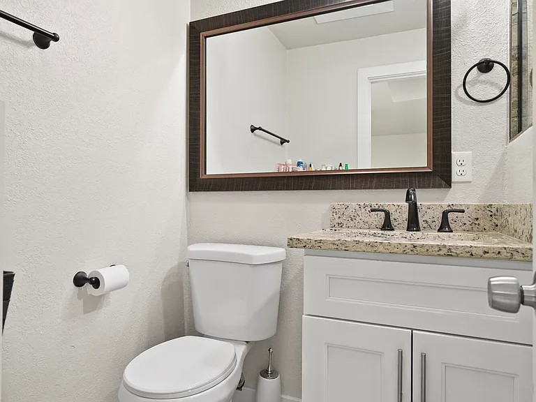 10628 Springwood Dr #D — Photo 17