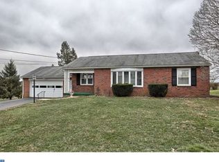 16 Hoover Rd, Lancaster, PA 17603