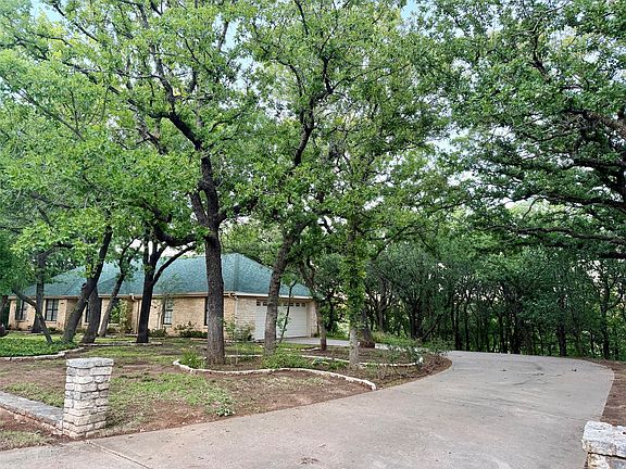 3rd image of 150 Timber Ridge Dr