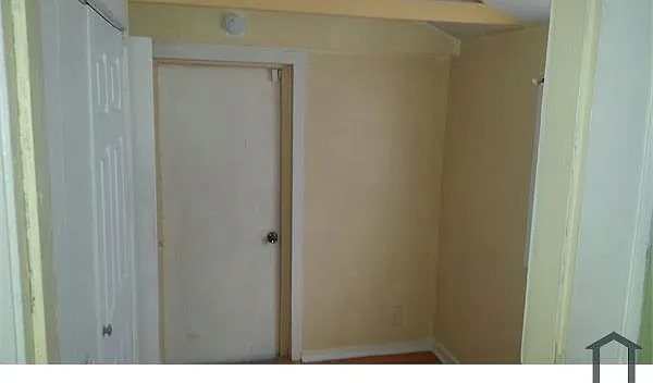 3 bed, 1000 sqft, $1,500 — Photo 3