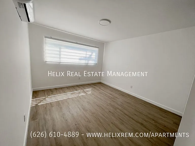 1313 Huntington Dr #5 — Photo 5