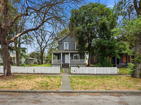 3rd image of 314 E Ermina Ave