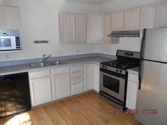 3rd image of 651 W Liberty St Unit F
