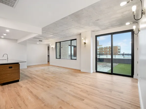 3707 Blackstone Ave, Bronx, NY