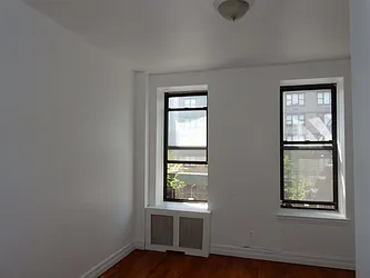 Rented by Aimee Grodanz, LREB