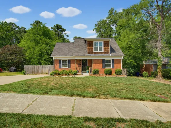 2212 Rumson Rd, Raleigh, NC 27610