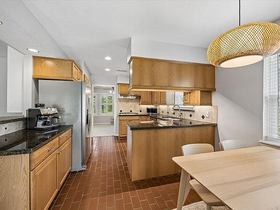 3rd image of 8114 Twin Hills Dr