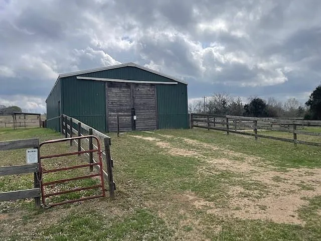 2944 Old Highway 36 Rd — Photo 18