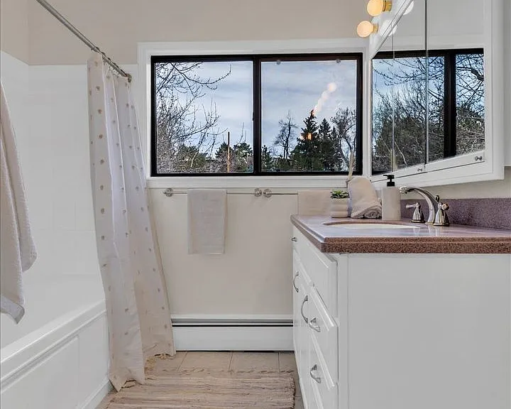 650 Hartford Dr — Photo 14