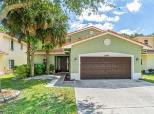 6685 Eagle Ridge Dr, Greenacres, FL 33413
