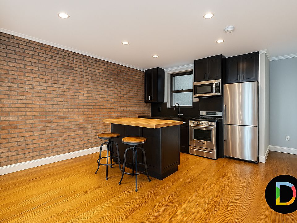 2nd image of 420 E 9th St APT 1