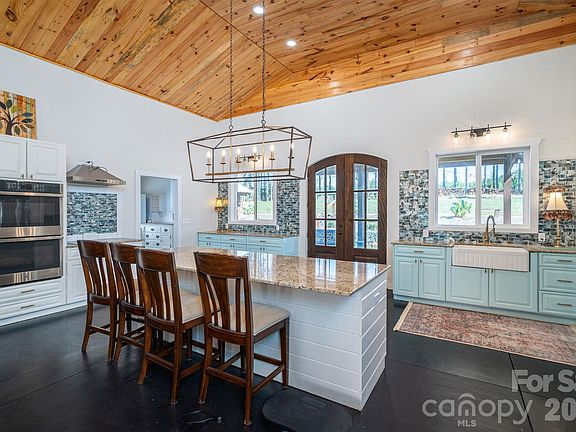 3rd image of 136 Sellers Rd