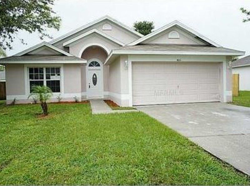 1st image of 405 Magpie Ct