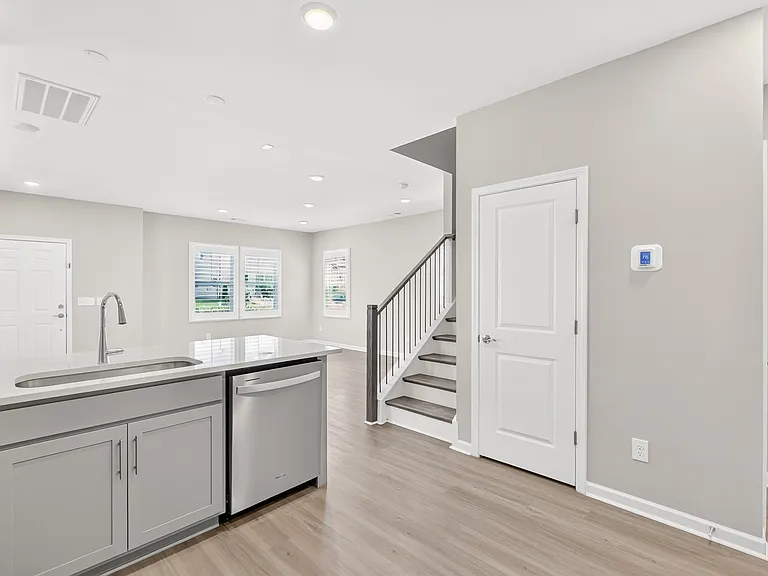 182 Oasis Dr — Photo 13