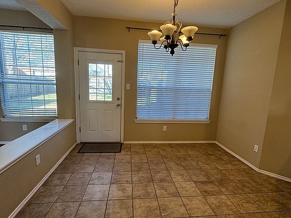 4th image of 7205 Milton Ln