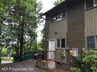 5218 SW 42nd Ave, Portland, OR 97221