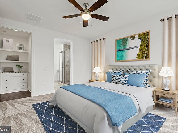 4th image of 110 Switchgrass Way