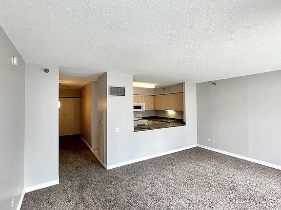 2nd image of 512 N McClurg Ct APT 2009