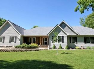 27961 Navaho Ave, Belle Plaine, MN 56011