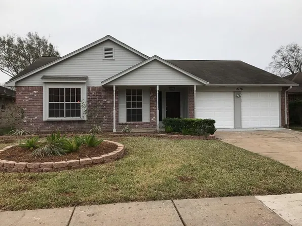 2118 Endicott Ln, Sugar Land, TX 77478