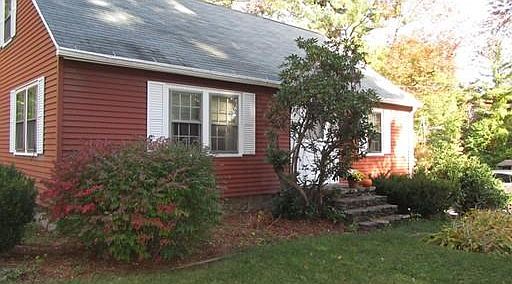 2nd image of 7 Woodland Dr
