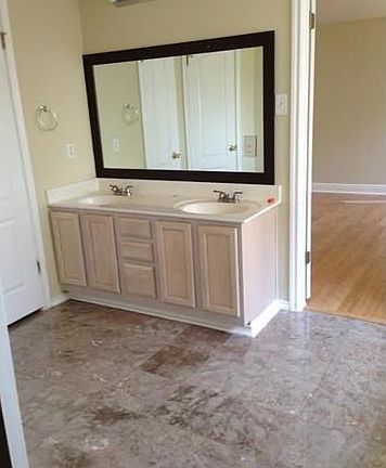 5th image of 16400 Viki Lynn Pl