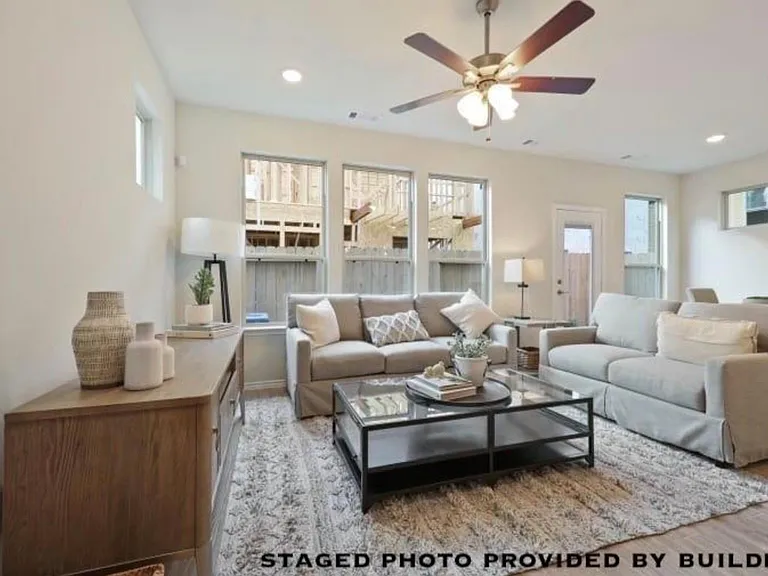 3420 Avondale View Dr — Photo 11