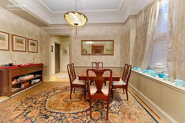 Sold by Sotheby's International Realty | media 4