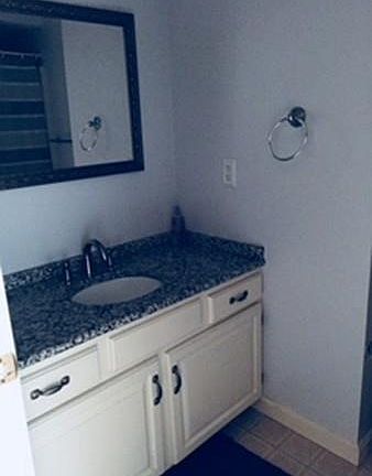 5th image of 60 Pattison St APT C17
