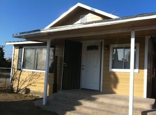 E 9th St, Bakersfield, CA 93307