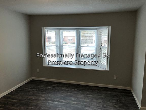 5th image of 3412 N 53rd Ter