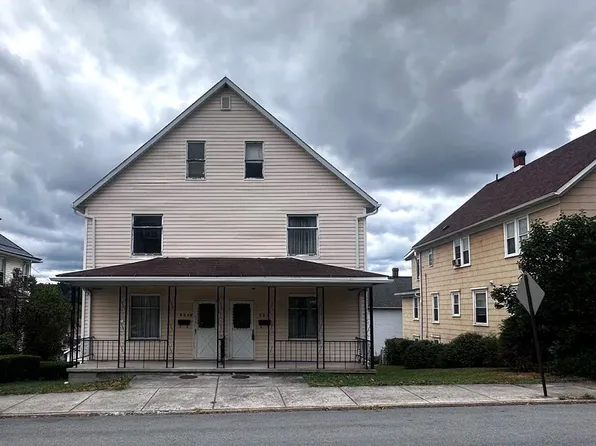 802 1/2 Somerset Ave, Windber, PA 15963