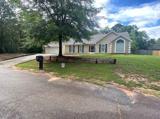 102 Martingale Ct, Warner Robins, GA 31093