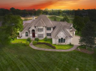 175 Victorian Hills Dr, Okemos, MI 48864